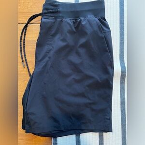 Lululemon Zeroed In shorts